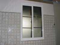 Soundproof bathroom flush mount installation